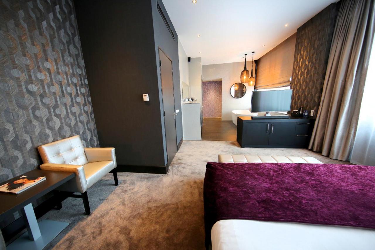 Van Der Valk Hotel Almere Exterior foto